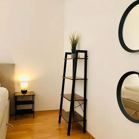 Apartment Helles 2 Raum Mit Eigener Terrasse Altstadt *