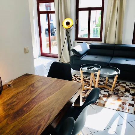 Apartment Helles 2 Raum Mit Eigener Terrasse Altstadt Dresden