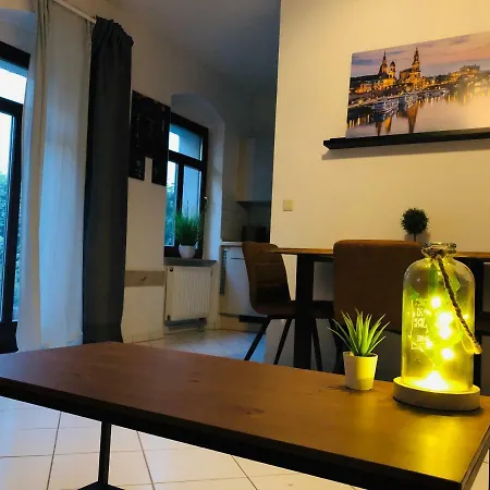 Mit Terrasse In Zwingernaehe - Hilger 아파트