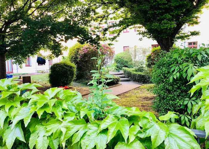 Mit Terrasse In Zwingernaehe - Hilger