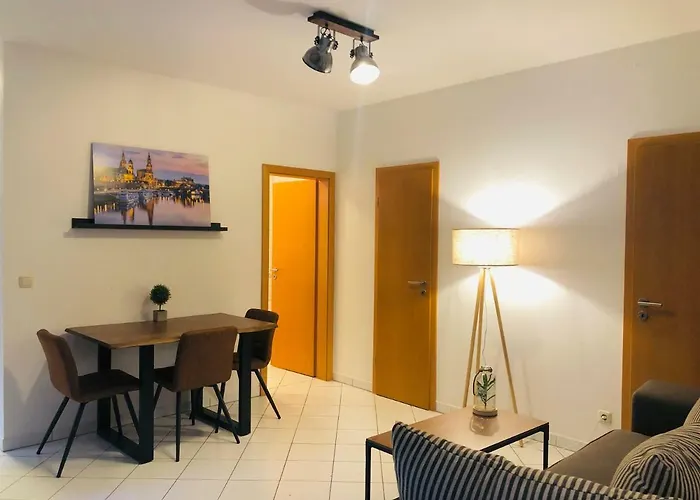 Mit Terrasse In Zwingernaehe - Hilger Apartman